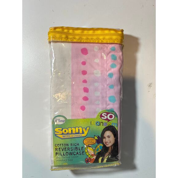 DISNEY SONNY WITH A CHANCE SO RANDOM single Pillow case 20 x 26 180 thread count - Picture 1 of 5